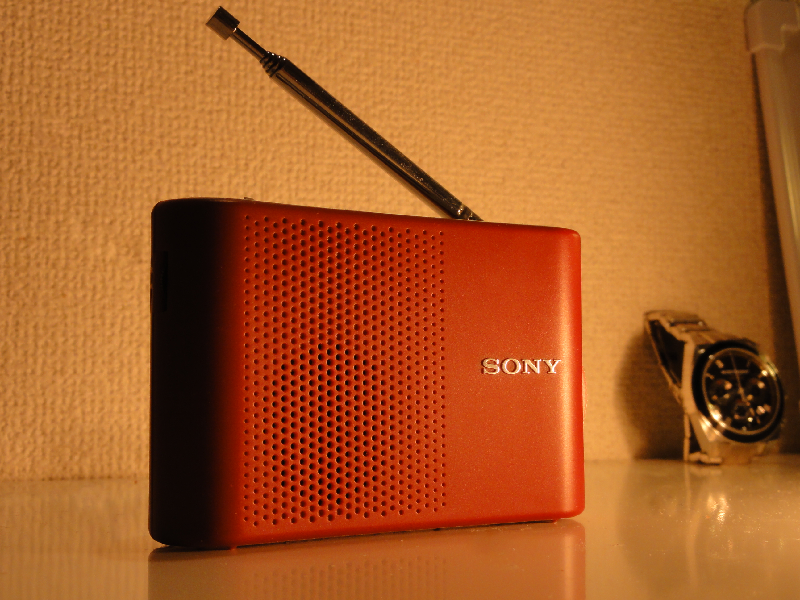 やじうまミニレビュー - ソニー「ICF-51」 - 家電 Watch
