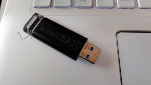 Sony USB memory USM4GU Black (3)