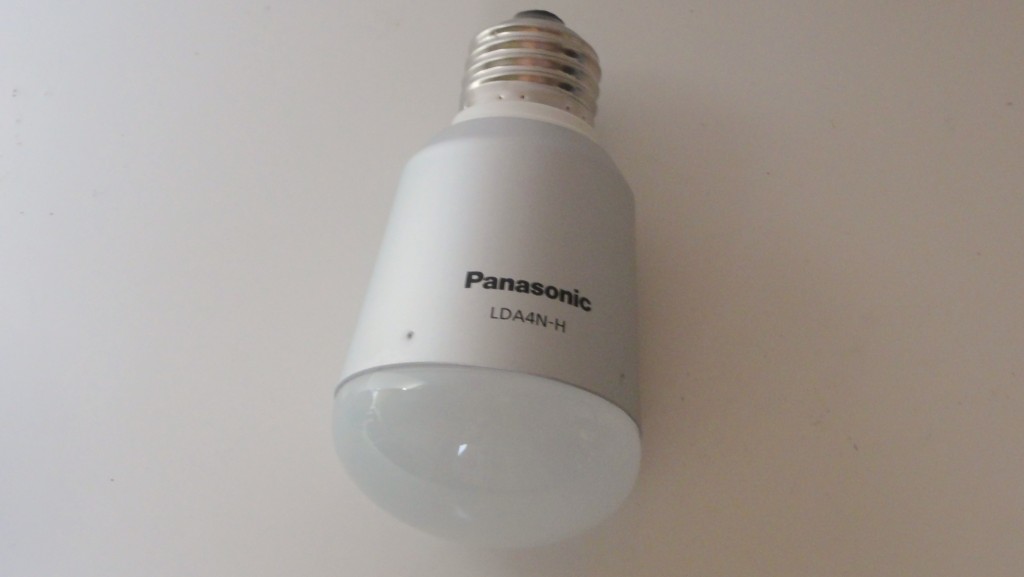 Panasonic LED bulb LDA4N-H2T (4)