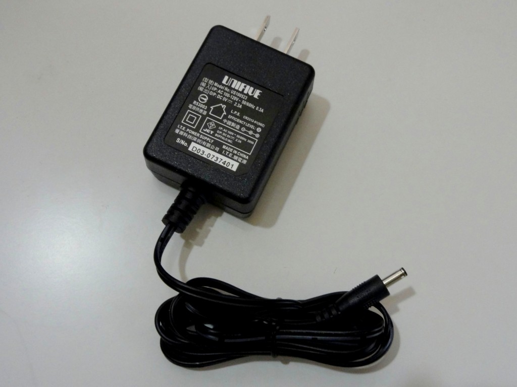 baffalo usb hub BSH4A01 (3) AC adapter